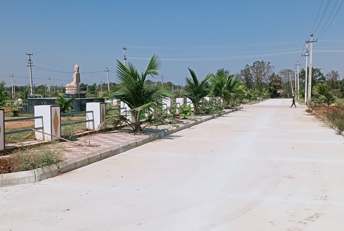 Commercial Spaces in Ranga Reddy (hmda zone), Farooqnagar for sale