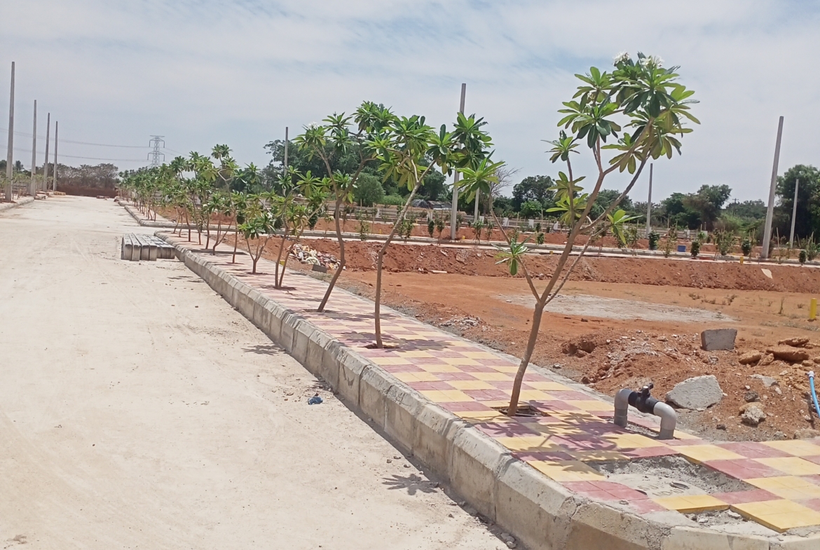 Commercial Spaces in Ranga Reddy (hmda zone), Farooqnagar for sale