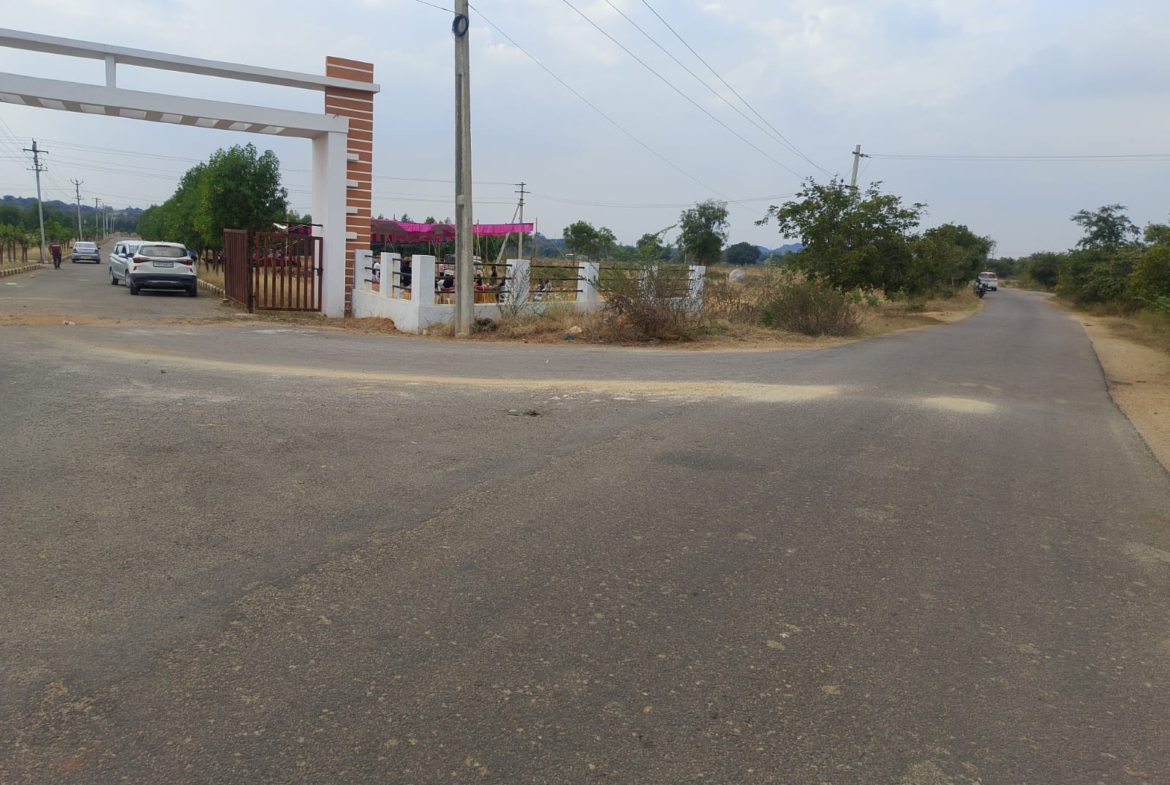 Open Plots in Ranga Reddy (hmda zone), Yacharam for sale