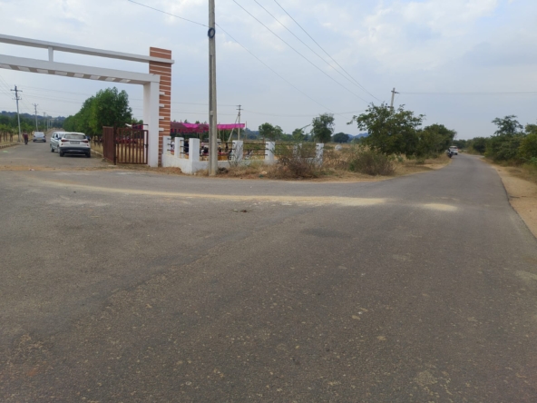 Open Plots in Ranga Reddy (hmda zone), Yacharam for sale
