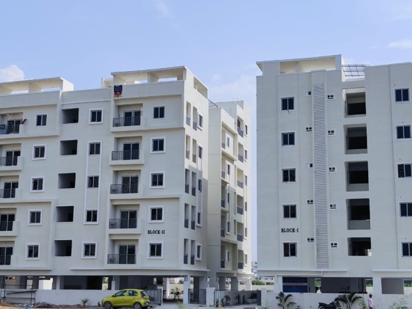 Residential Flats in Sangareddy (hmda zone), Ameenpur for sale
