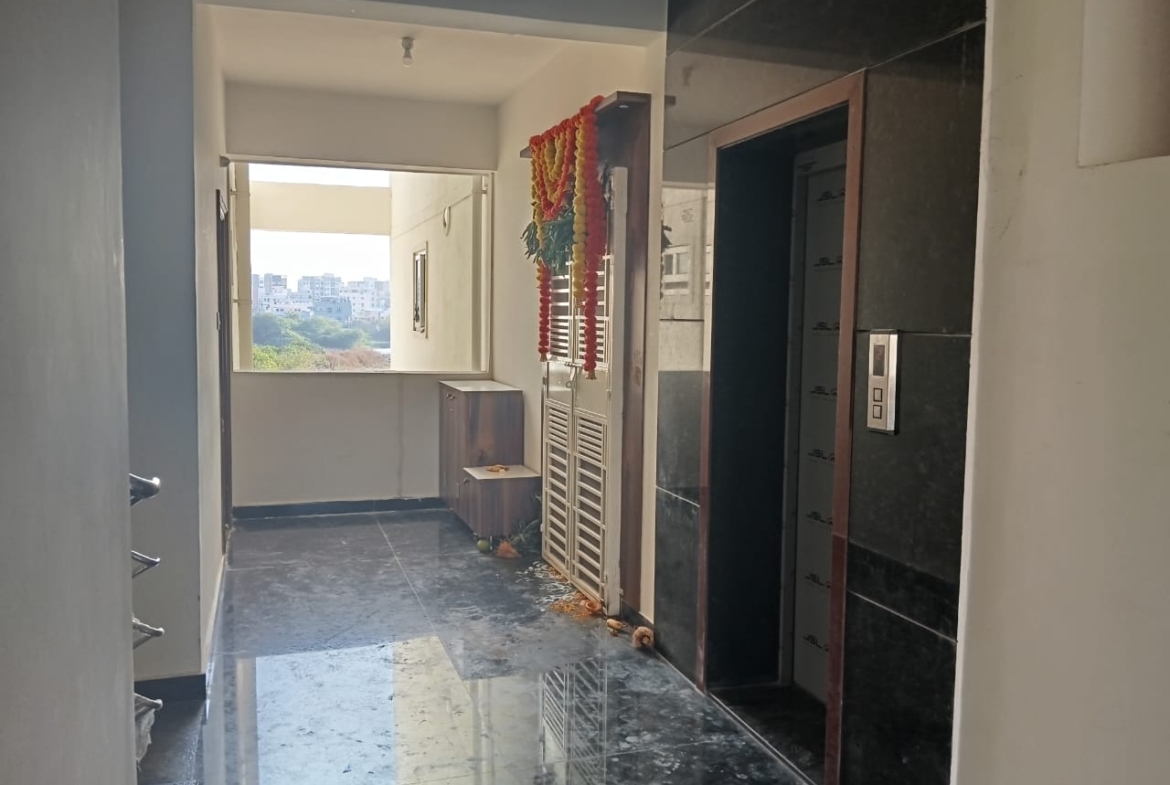 Residential Flats in Ranga Reddy (hmda zone), Serilingamapally for sale