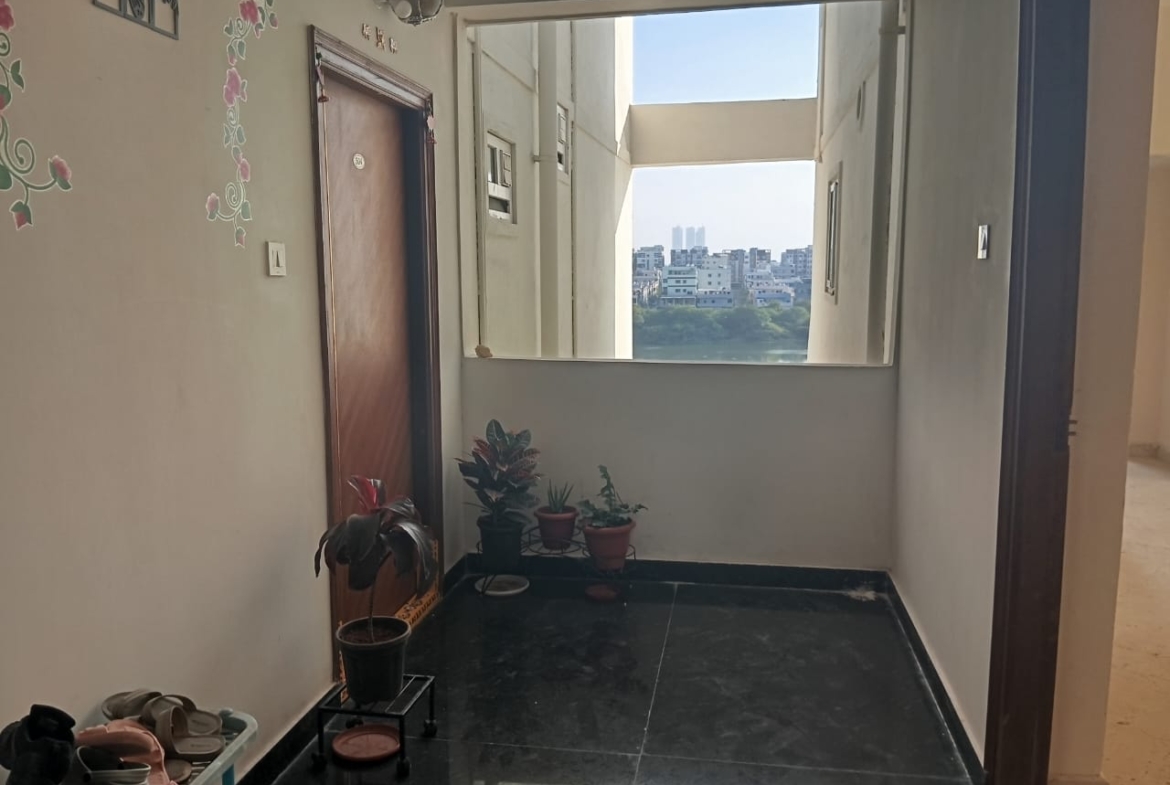 Residential Flats in Ranga Reddy (hmda zone), Serilingamapally for sale