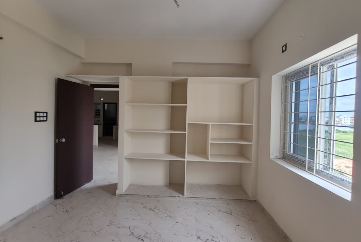 Residential Flats in Hyderabad, Saidabad for sale