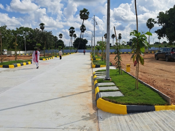 Open Plots in Hyderabad, Saidabad for sale