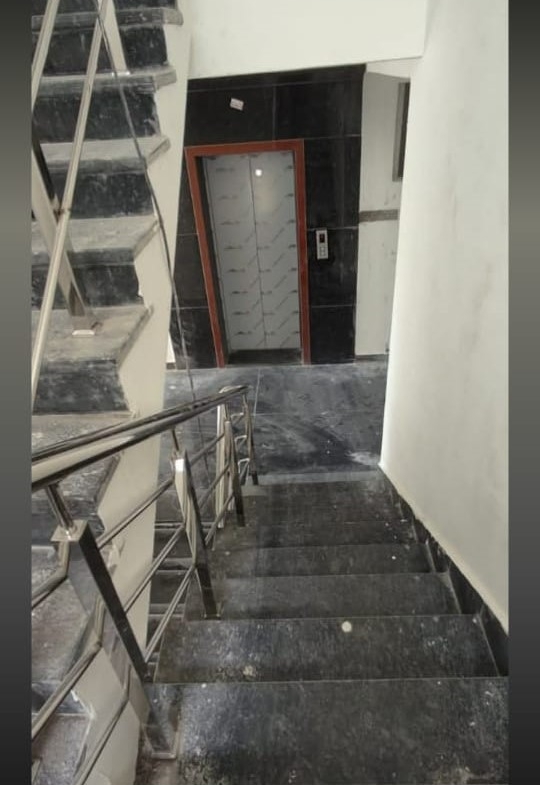 Residential Flats in Hyderabad, Ameerpet for sale