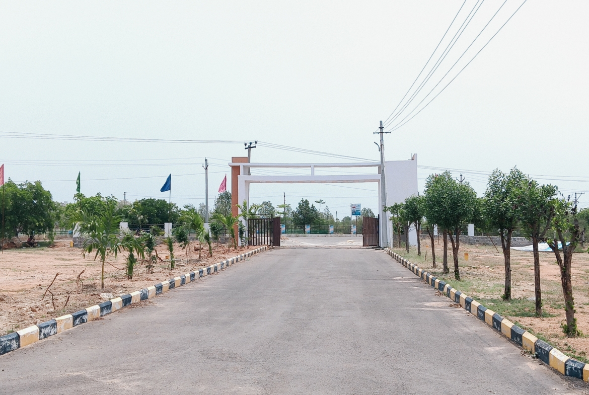 Open Plots in Ranga Reddy (hmda zone), Yacharam for sale