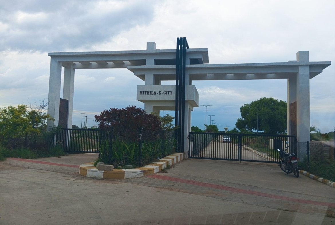 Open Plots in Ranga Reddy (hmda zone), Maheshwaram for sale