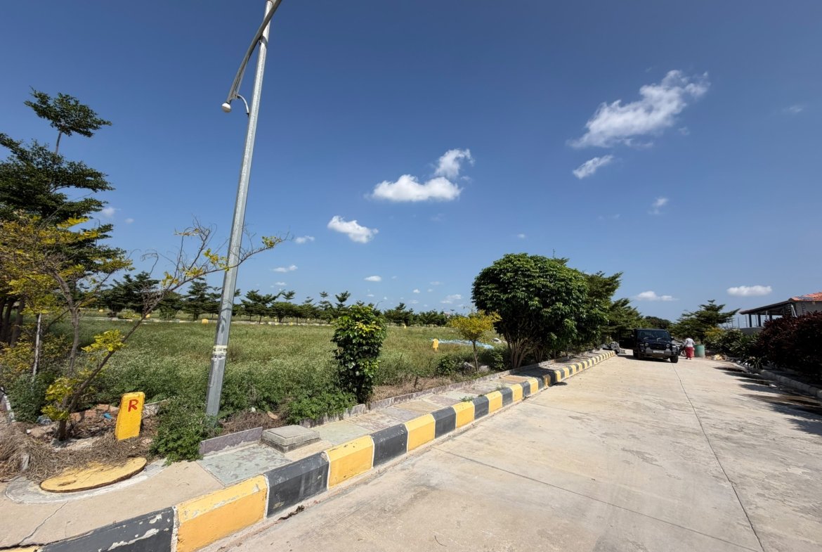 Open Plots in Ranga Reddy (hmda zone), Maheshwaram for sale