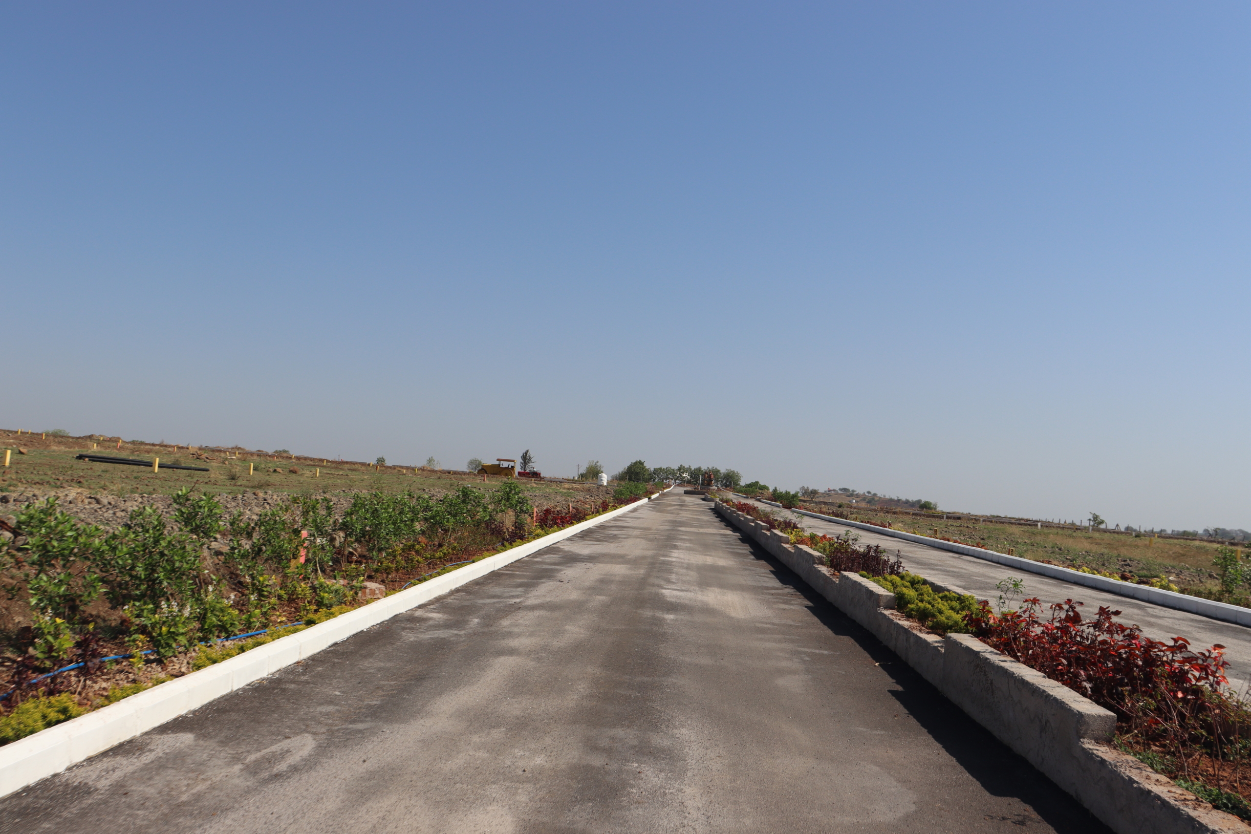 Open Plots in Mumbai Highway